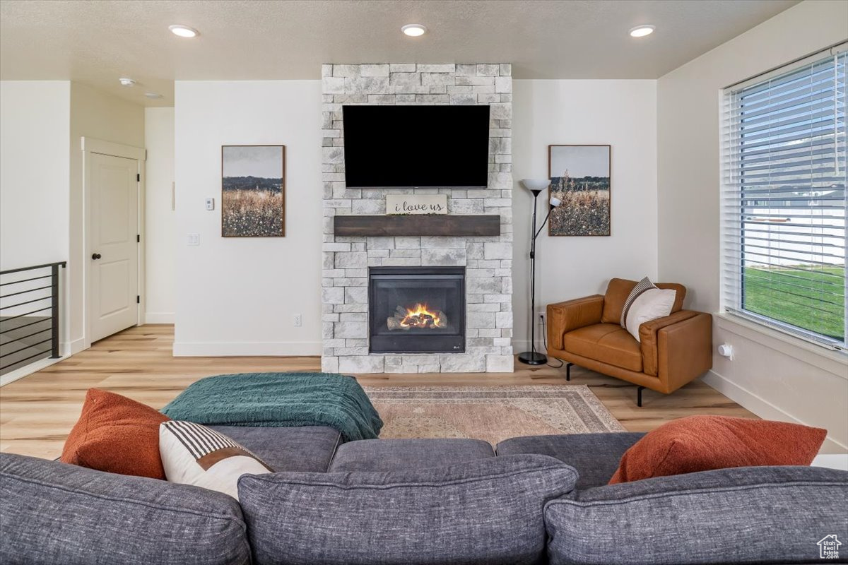 585 S 400, Hyrum, Utah image 1