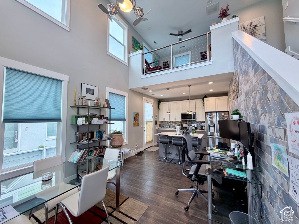 Photo of 10563 S REDKNIFE DR, South Jordan, UT 84009 (MLS # 2191268)