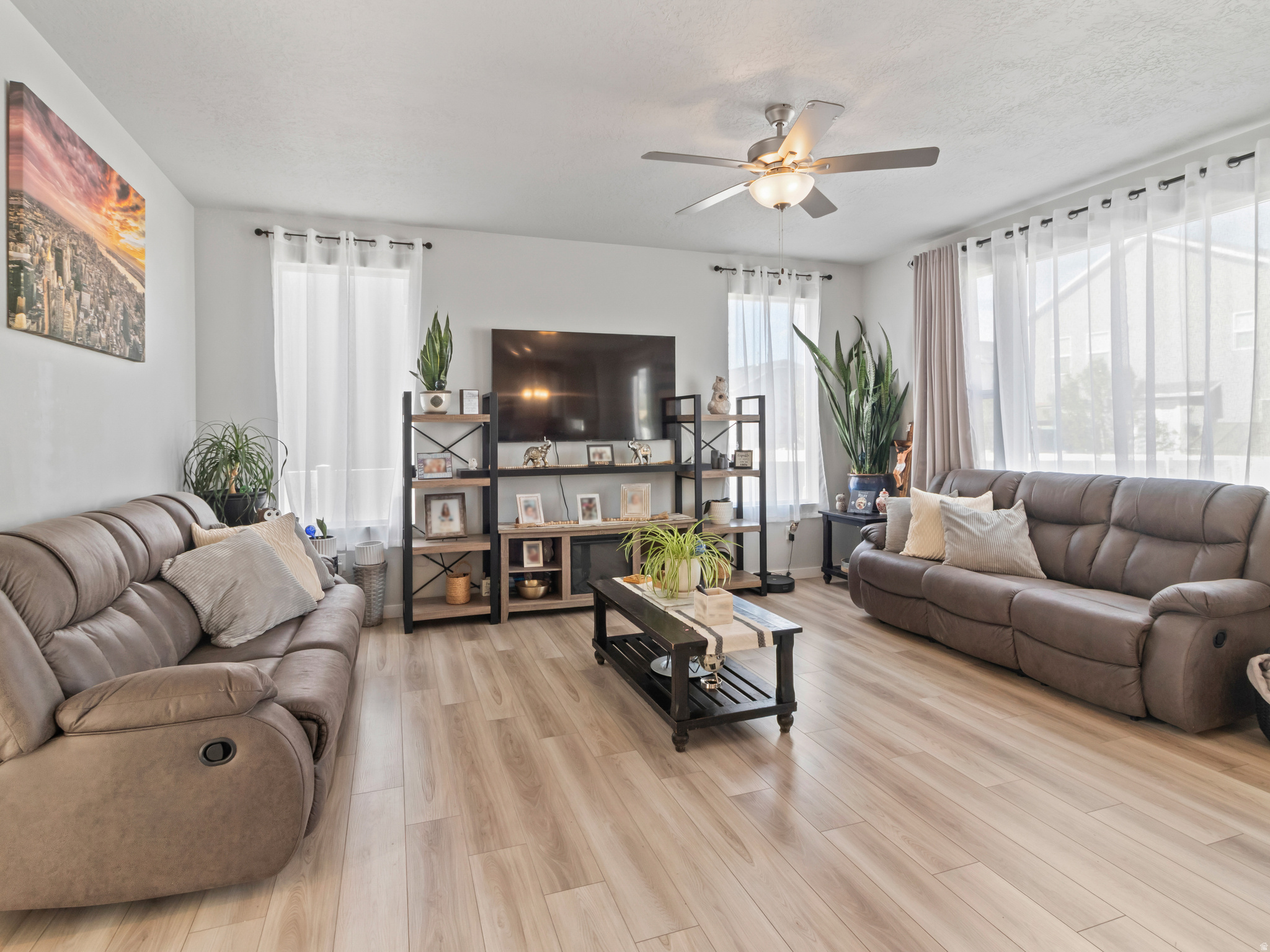 COPPER CANYON - Residential