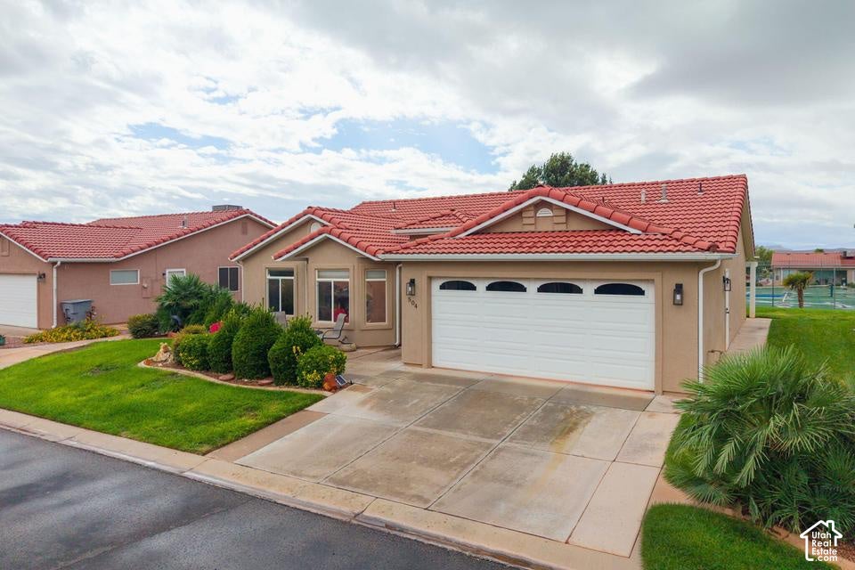 Photo of 504 E MAJESTIC DR, Ivins, UT 84738 (MLS # 2192121)
