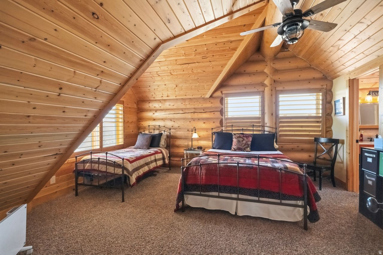 ASPEN COVE - Residential