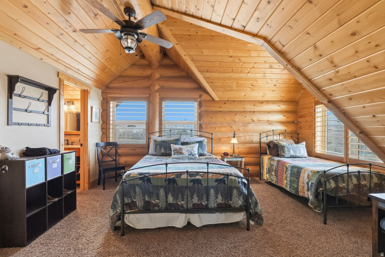 ASPEN COVE - Residential