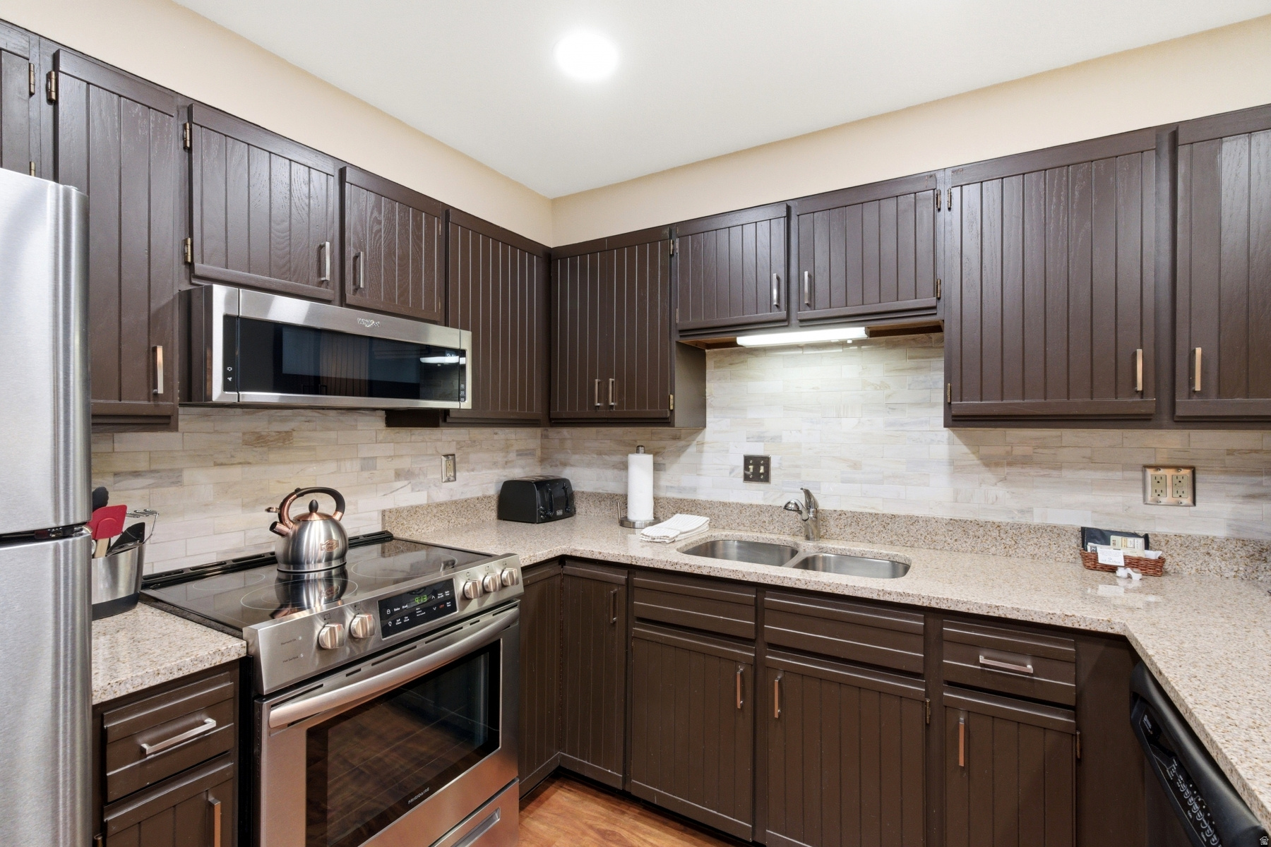 PARK STATION - Residential