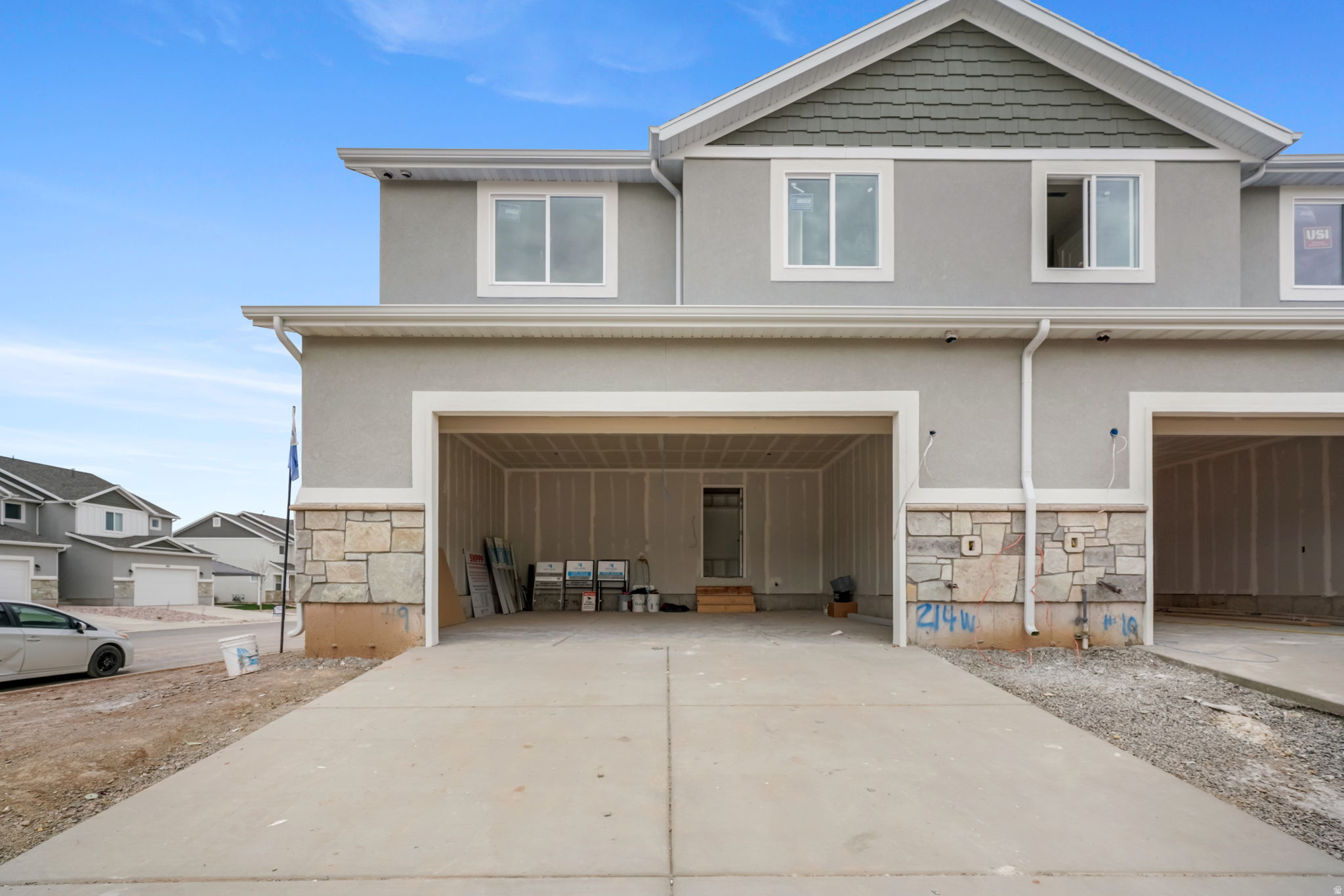 APPLE HOLLOW AT THE ORCHARDS - Residential