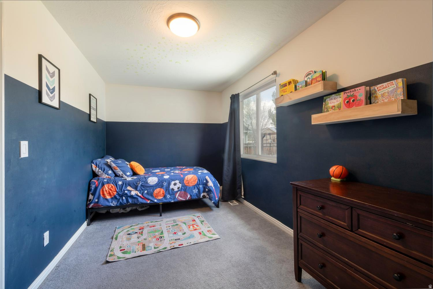MOUNTAIN VIEW - Residential