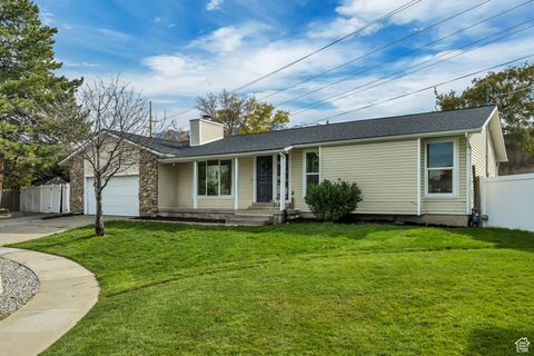 Tiny photo for 1492 E SANDY HILLS DR, Sandy, UT 84093 (MLS # 2119324)