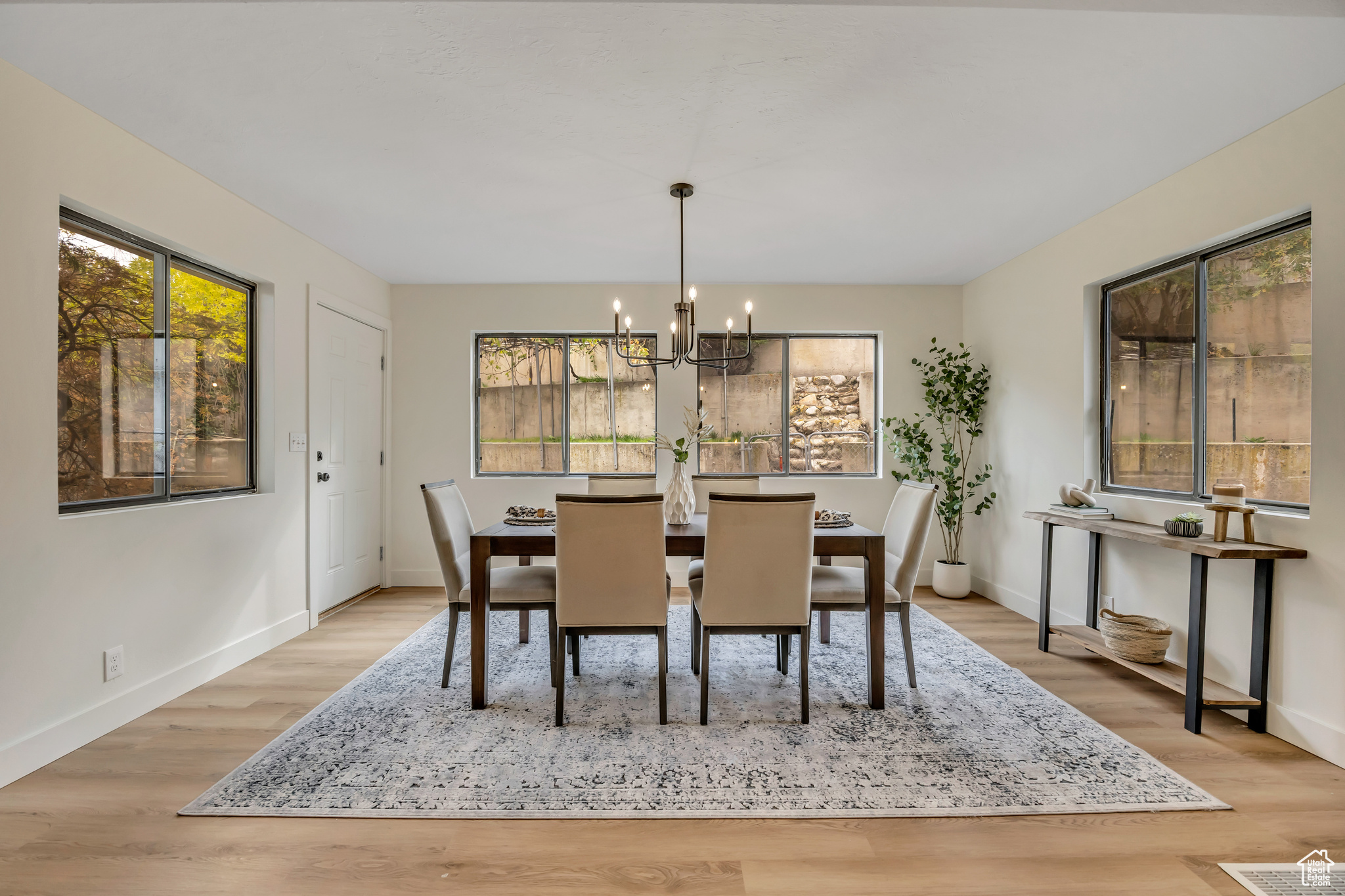 SANDY HILLS - Residential