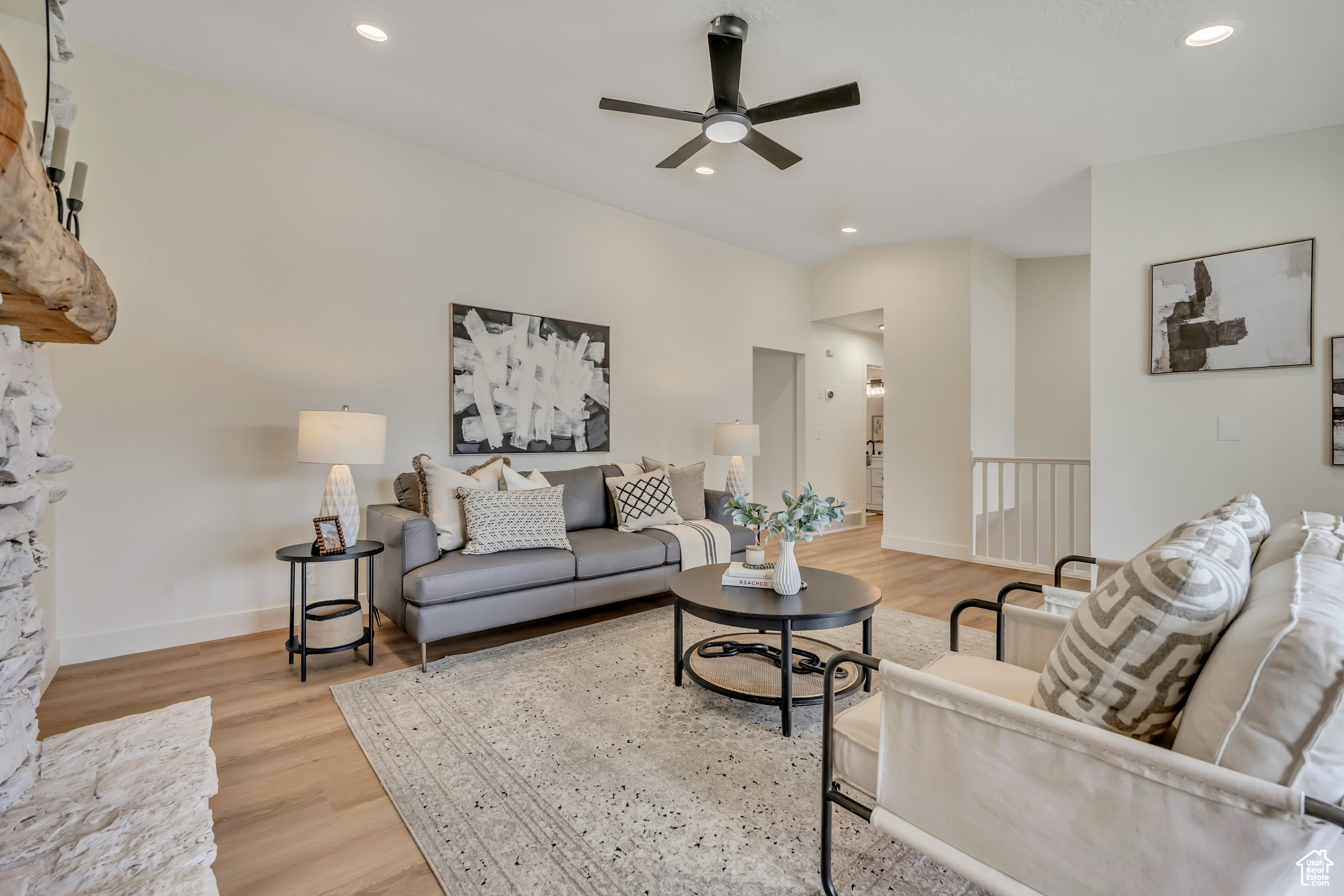 SANDY HILLS - Residential