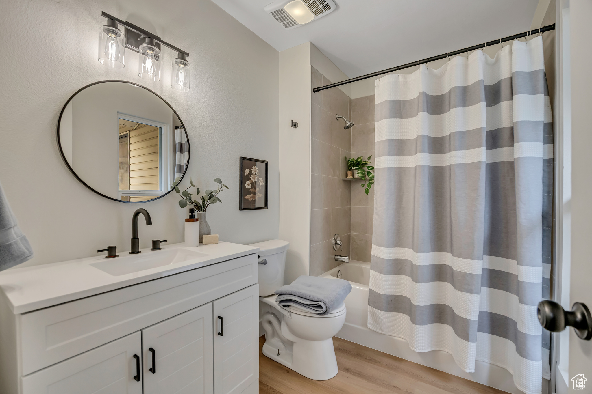 SANDY HILLS - Residential