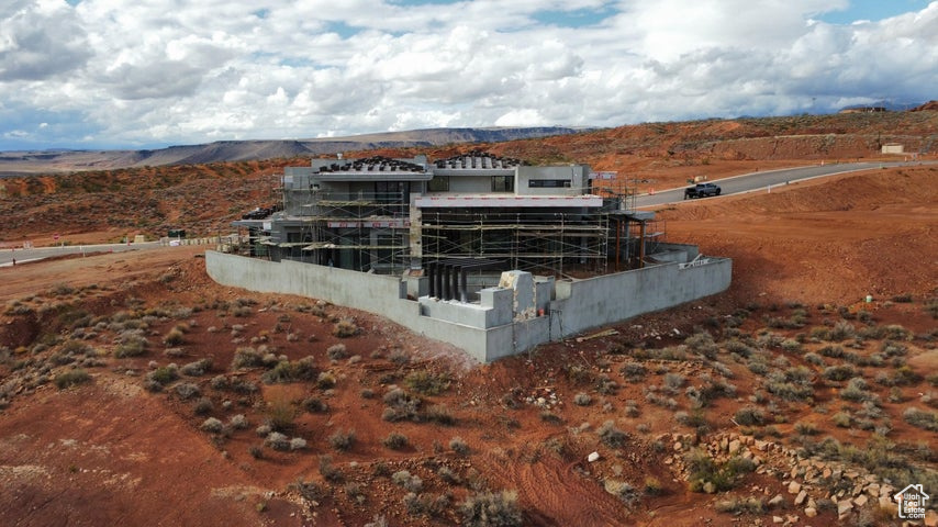 SOLENTE VILLAGE - Residential