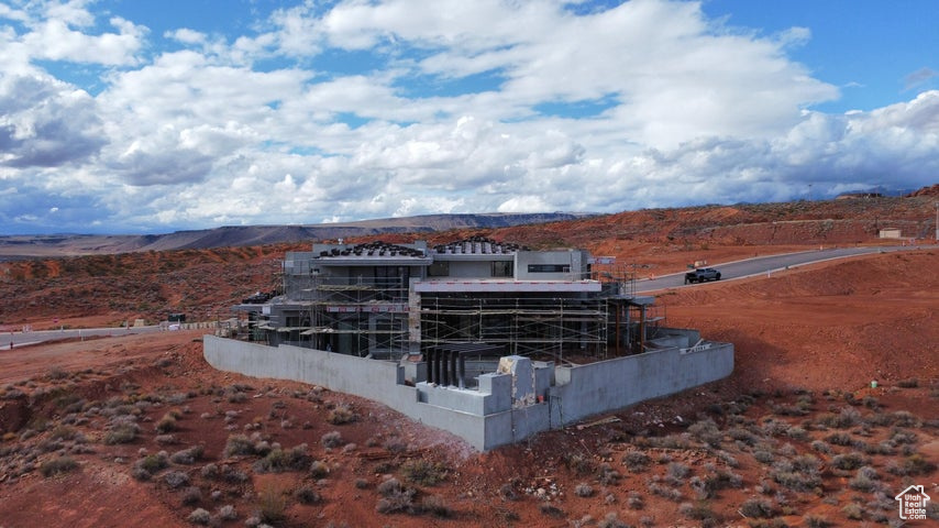 SOLENTE VILLAGE - Residential