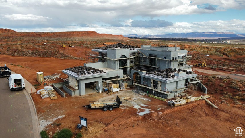 SOLENTE VILLAGE - Residential