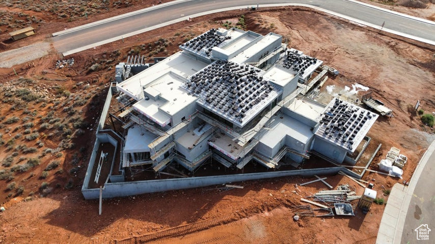 SOLENTE VILLAGE - Residential