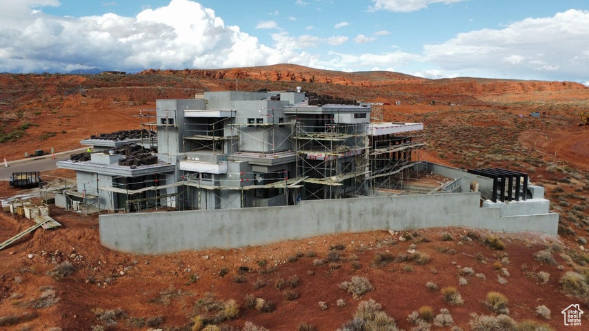 SOLENTE VILLAGE - Residential