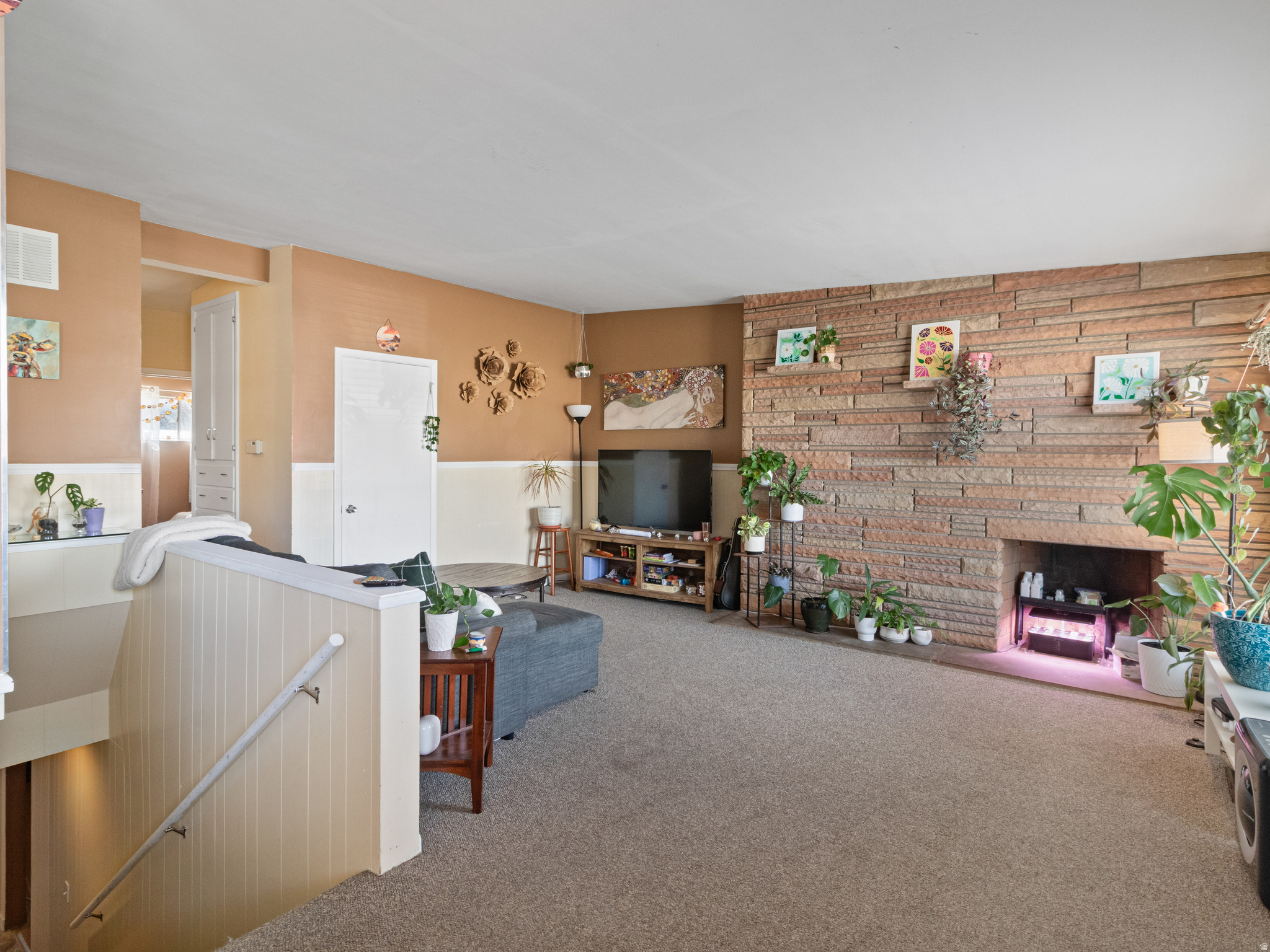 CLIFF VIEW - Residential Income