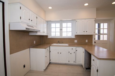 Tiny photo for 109 N MAIN ST, Springville, UT 84663 (MLS # 2153919)