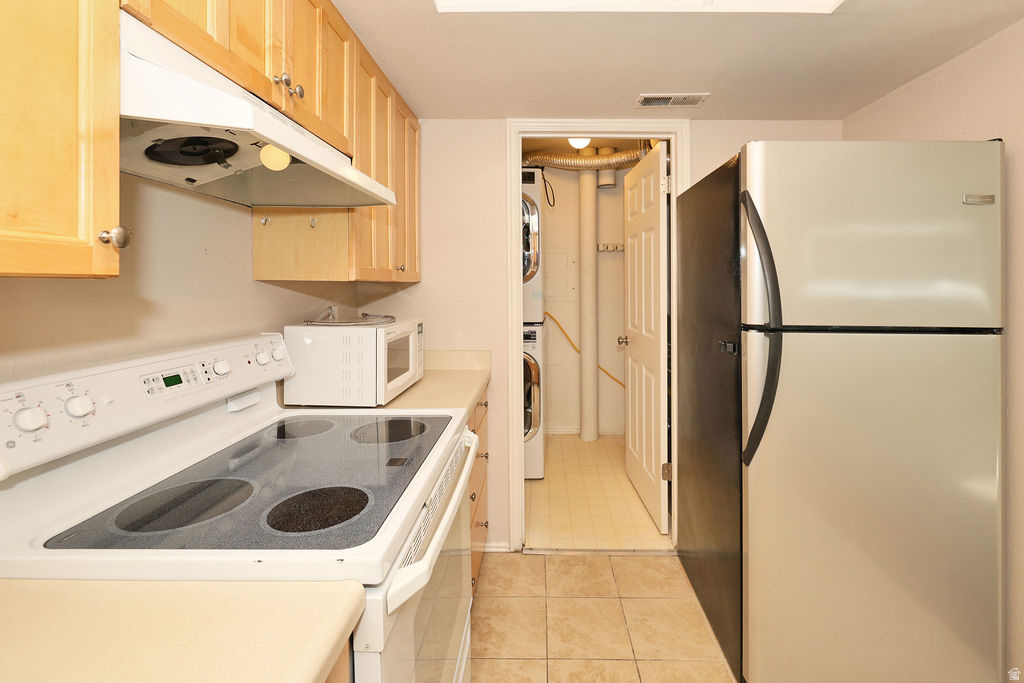 COUNTRY WOOD ESTATES - Residential