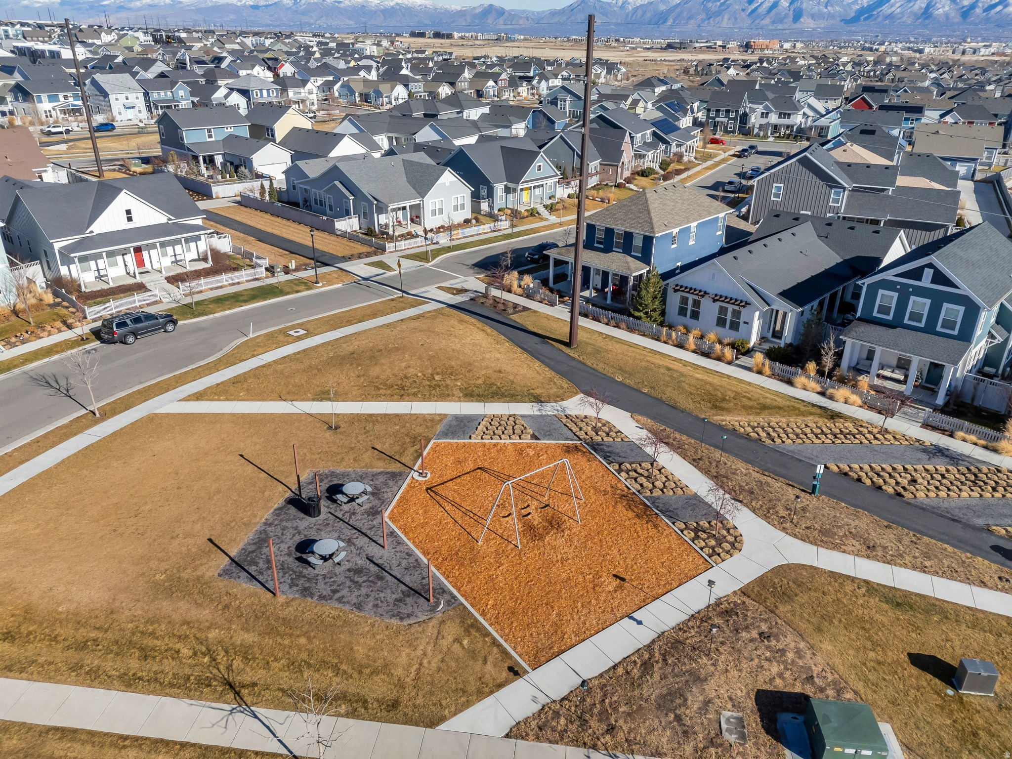 DAYBREAK - Residential