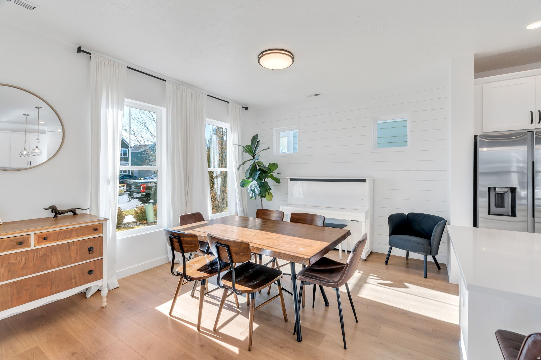 DAYBREAK - Residential