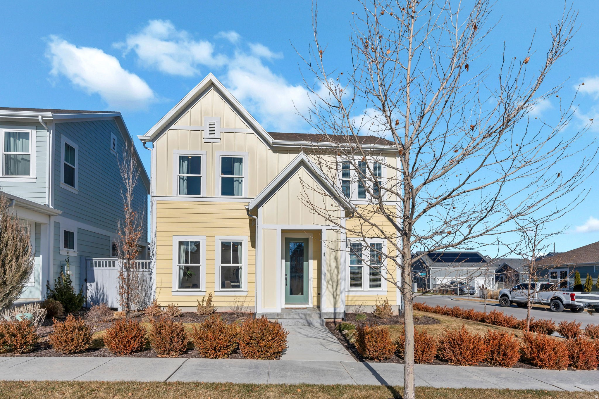 DAYBREAK - Residential