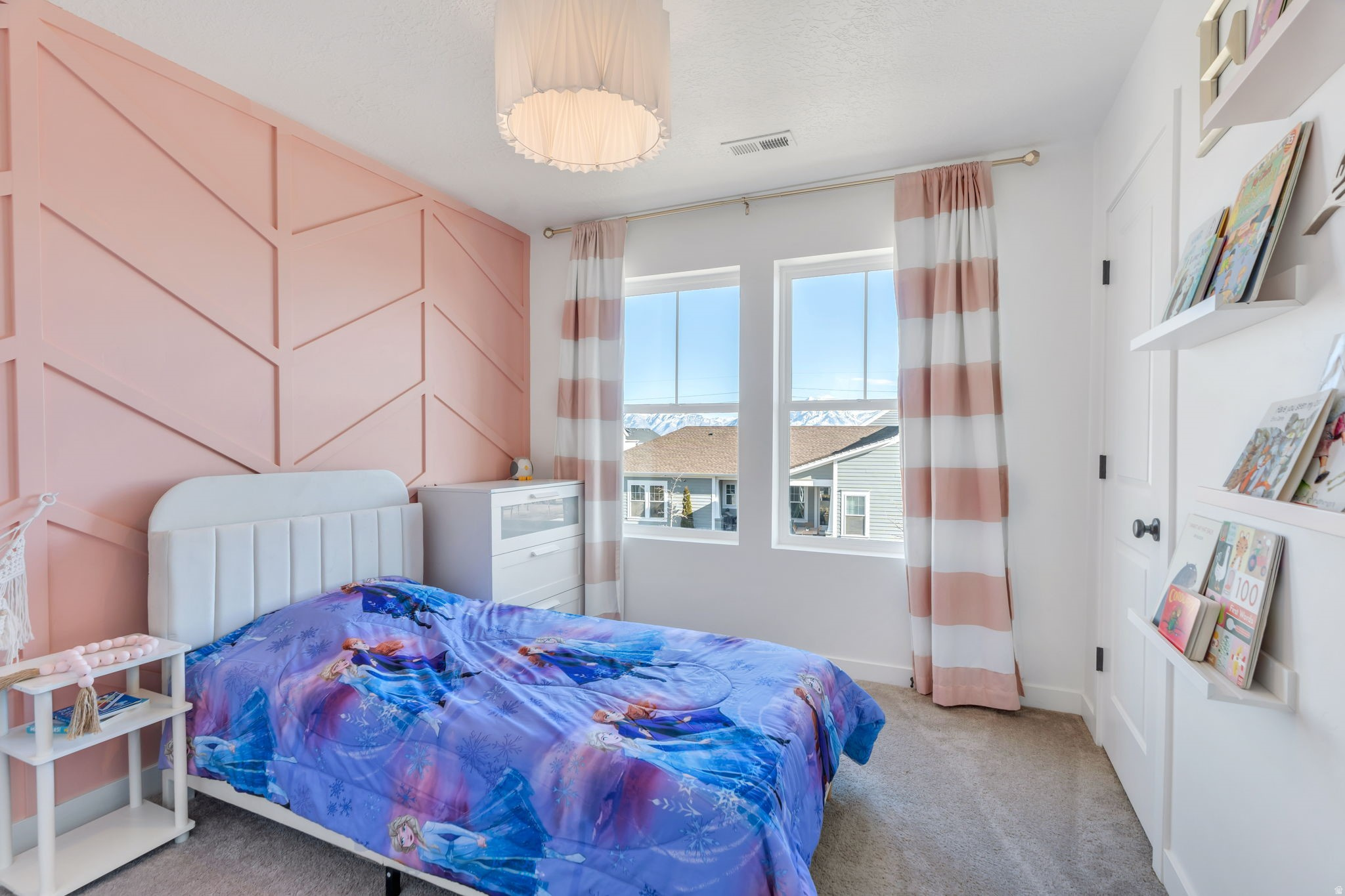 DAYBREAK - Residential