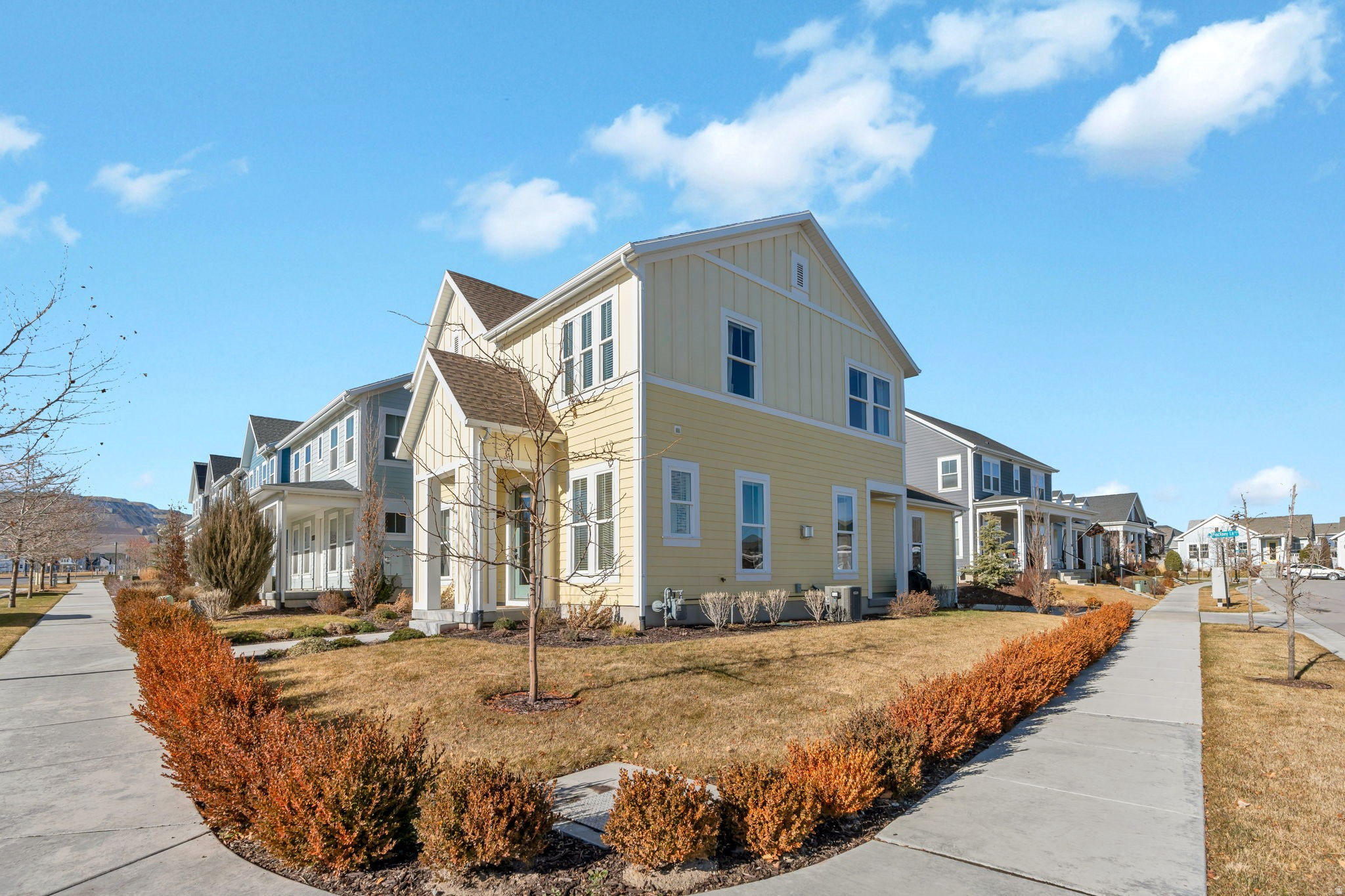 DAYBREAK - Residential