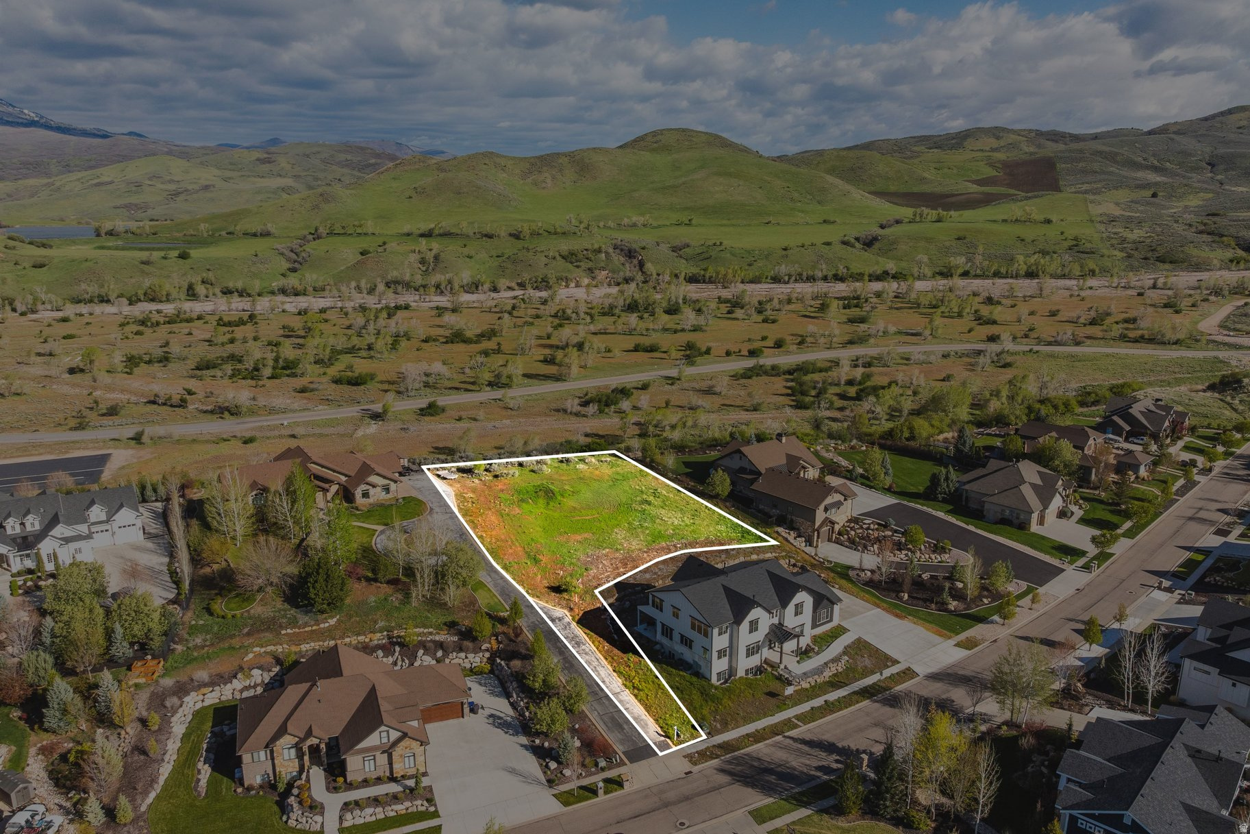 COTTONWOOD HILLS - Land