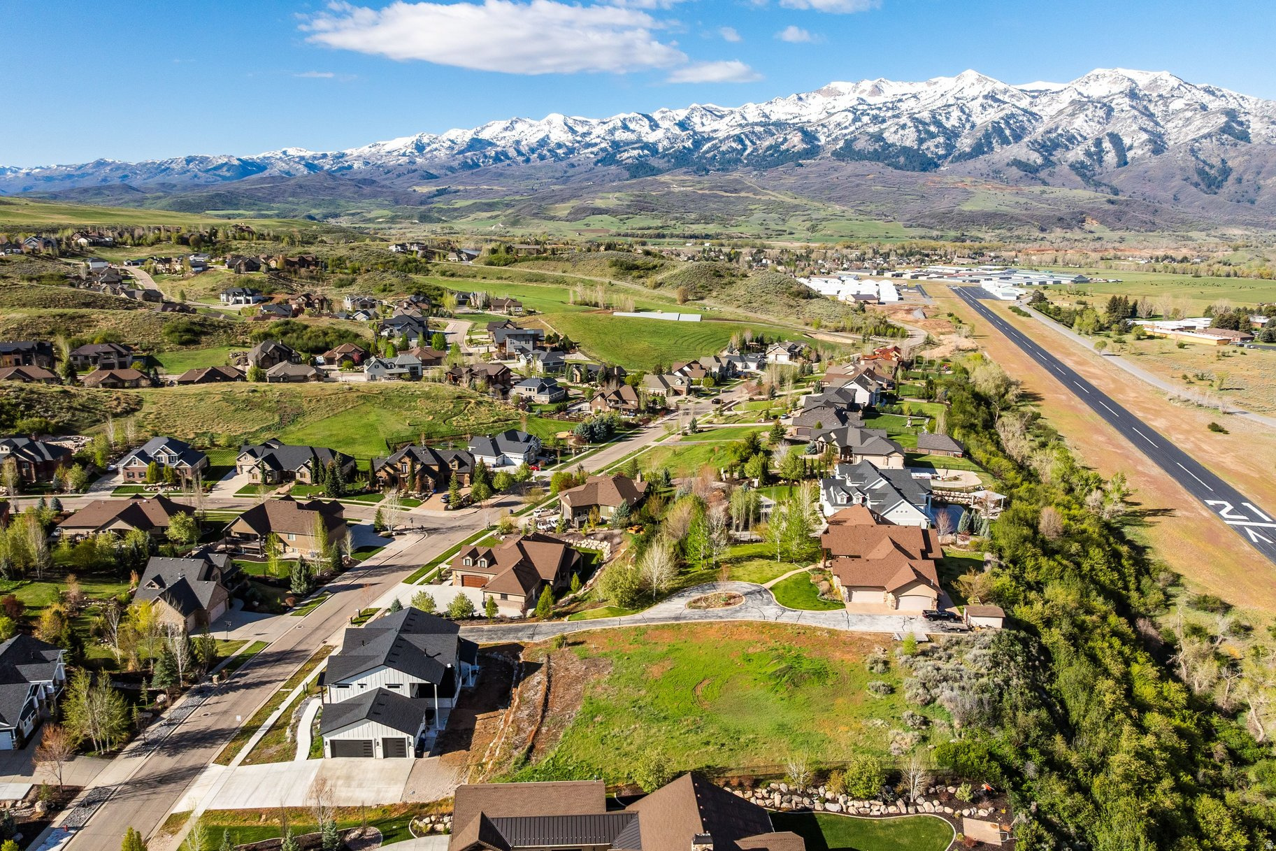 COTTONWOOD HILLS - Land