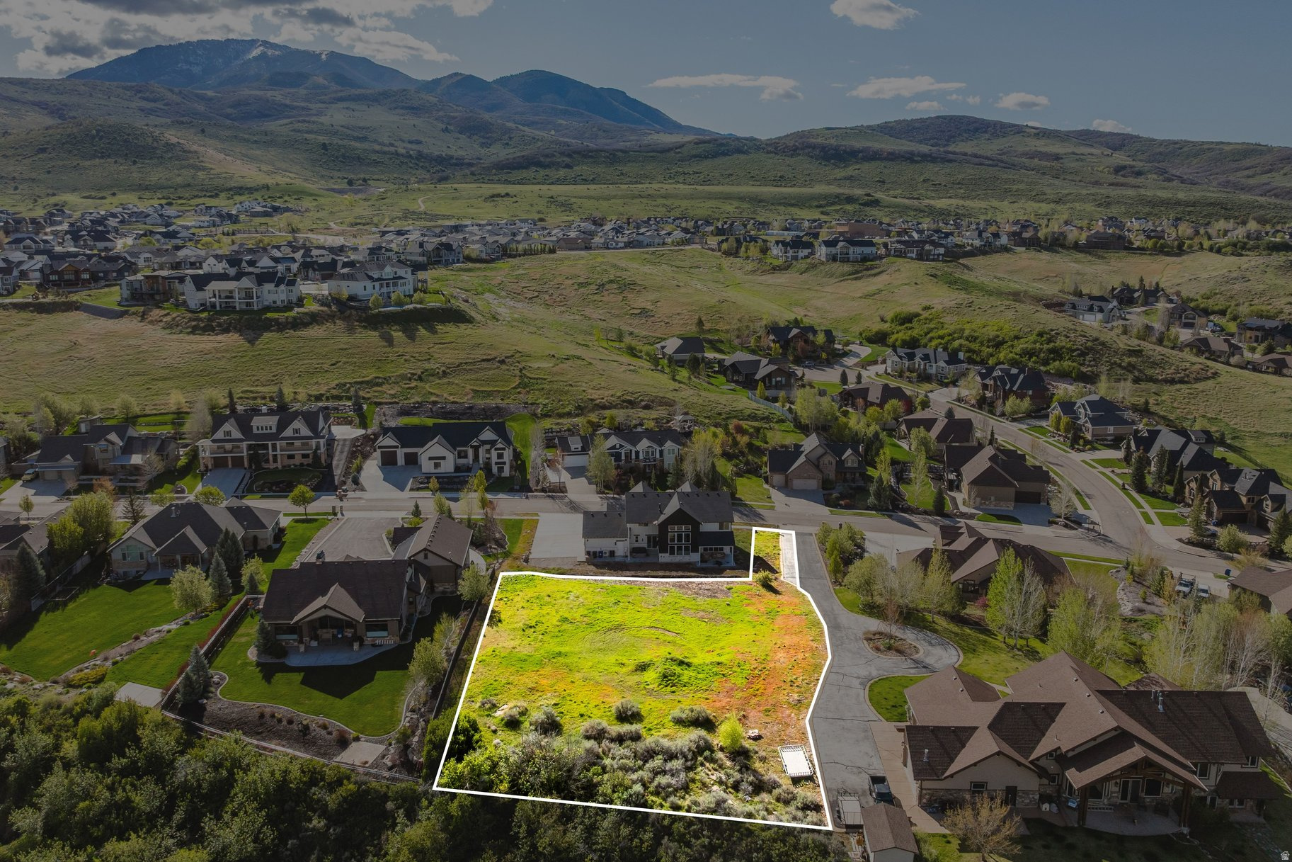 COTTONWOOD HILLS - Land