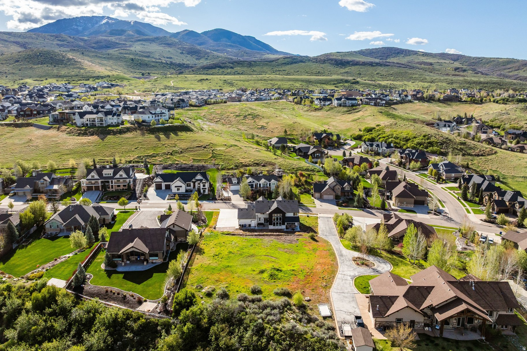 COTTONWOOD HILLS - Land