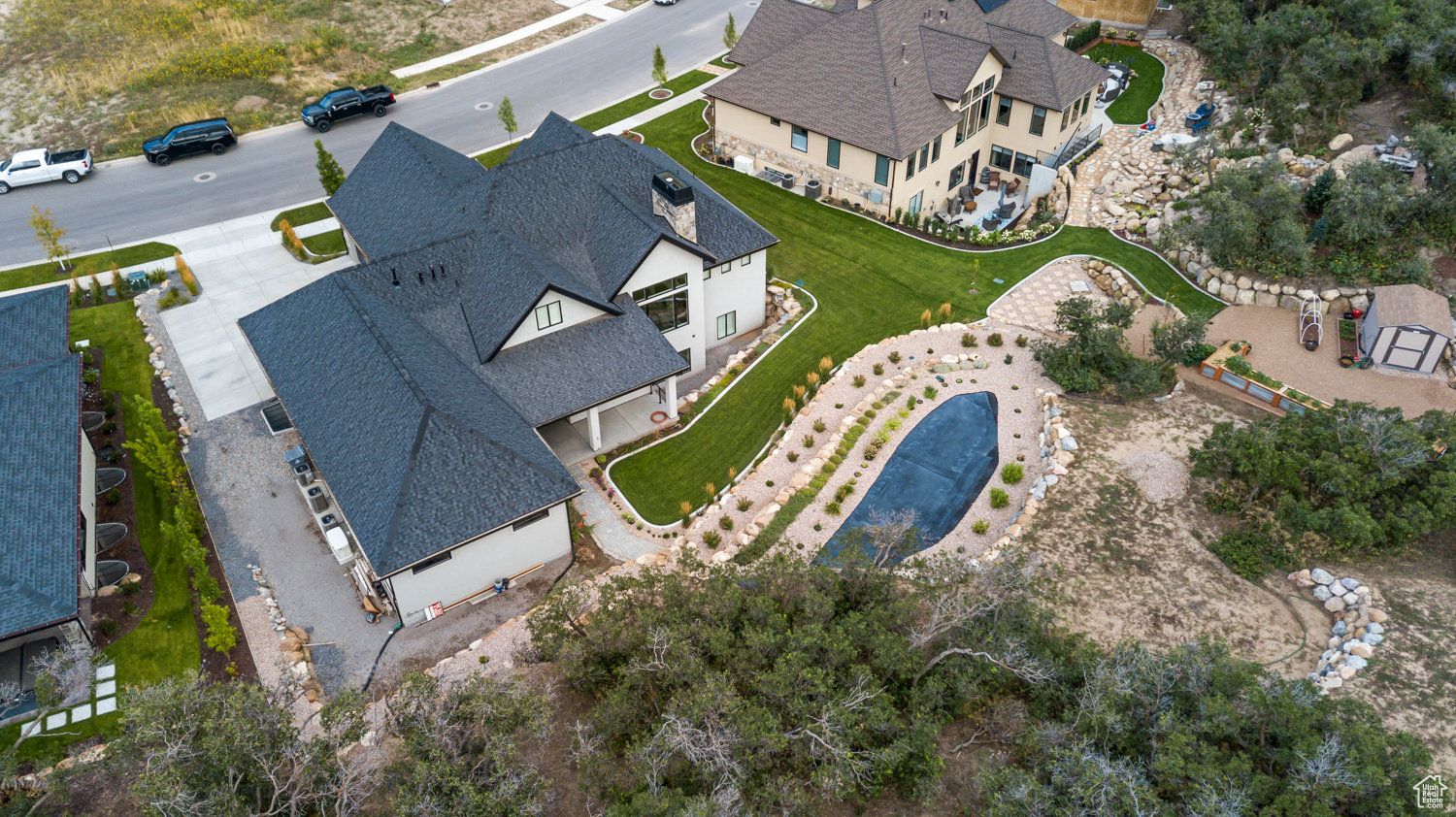HIDDEN HOLLOW - Residential
