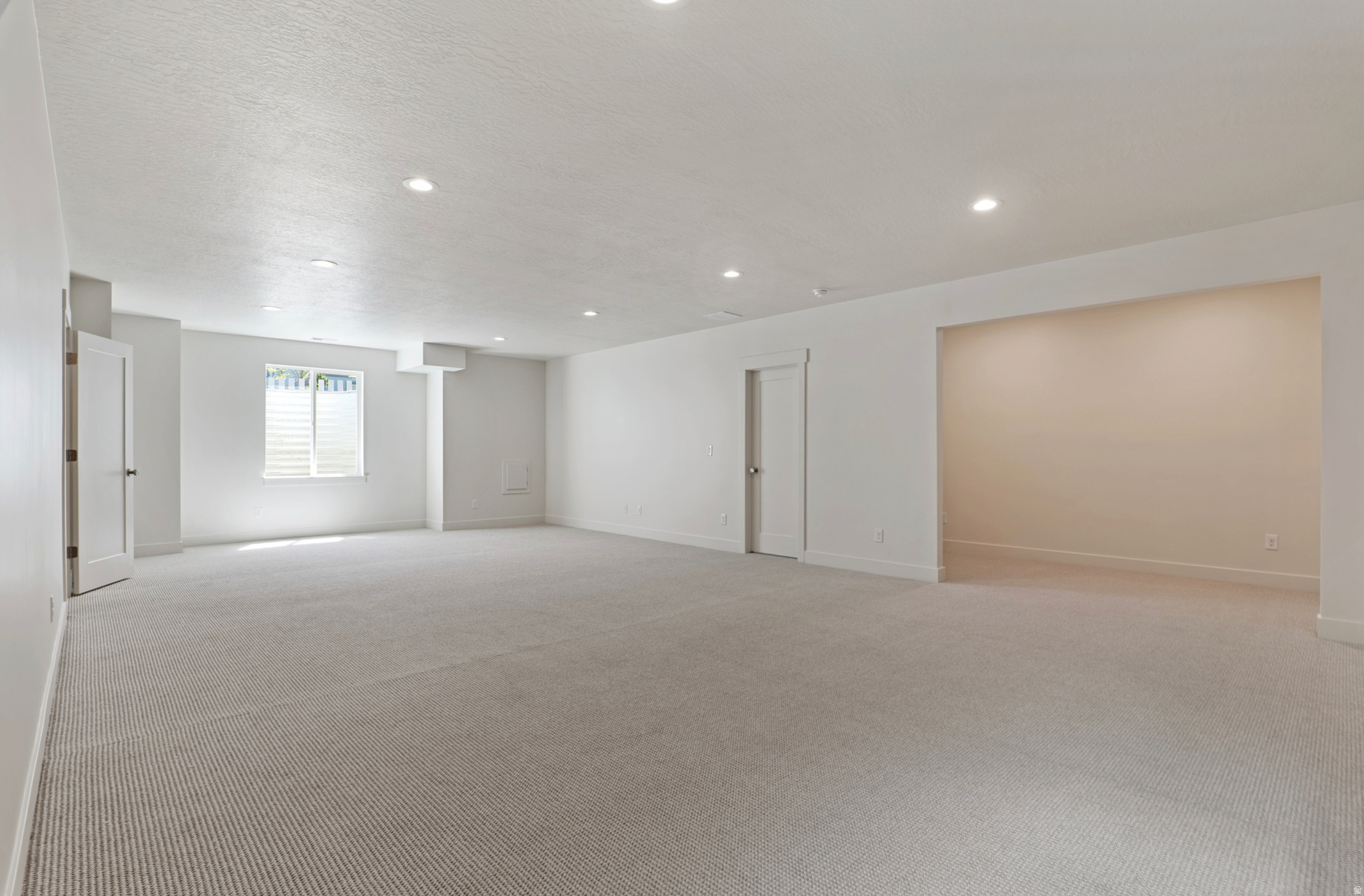 DAYBREAK - Residential