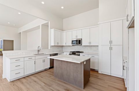 Tiny photo for 11192 S EASY BEE RD #262, South Jordan, UT 84009 (MLS # 2145476)