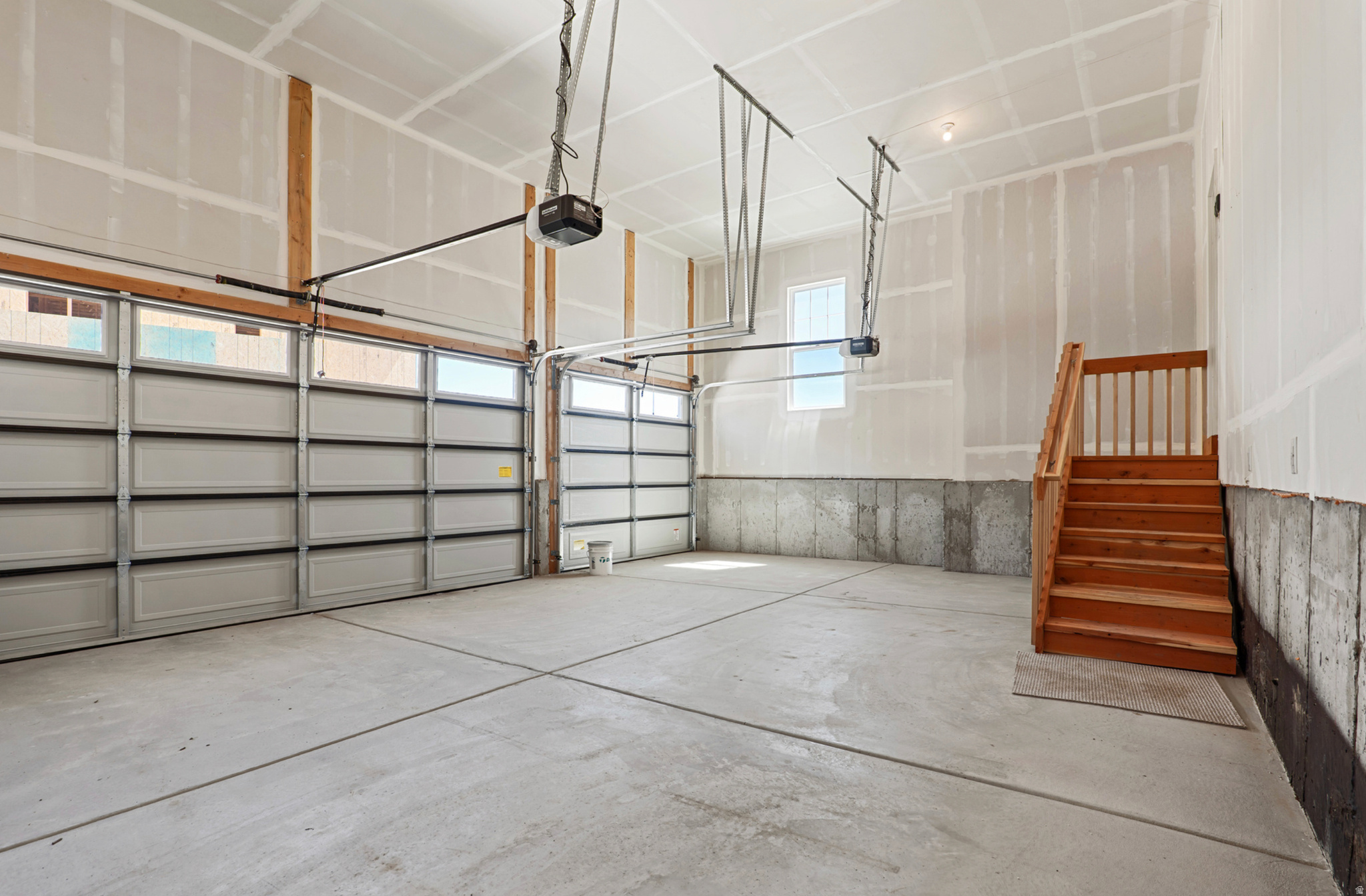 DAYBREAK - Residential