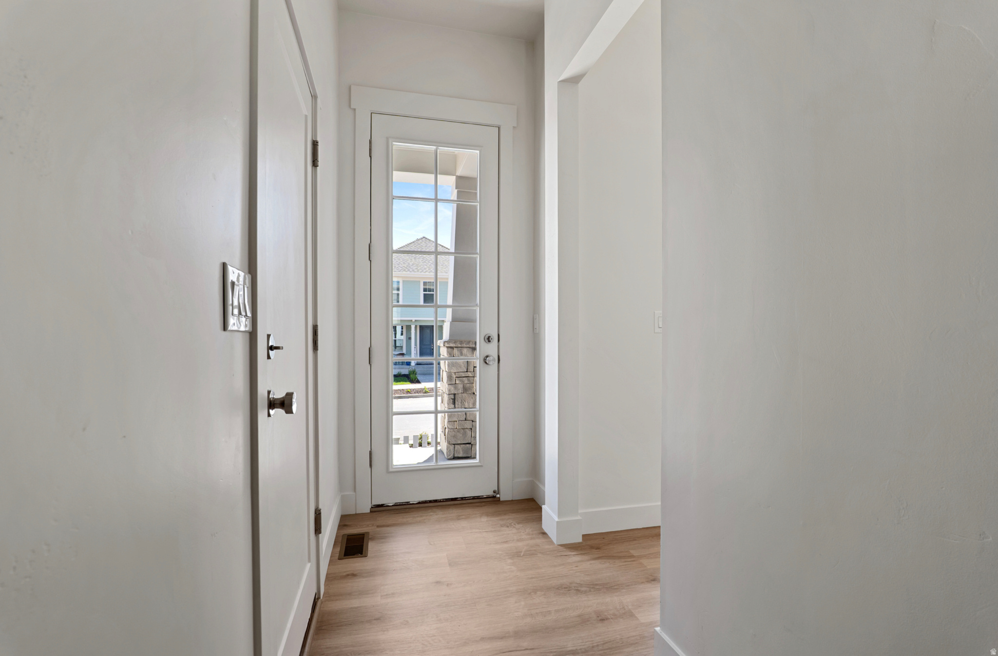 DAYBREAK - Residential