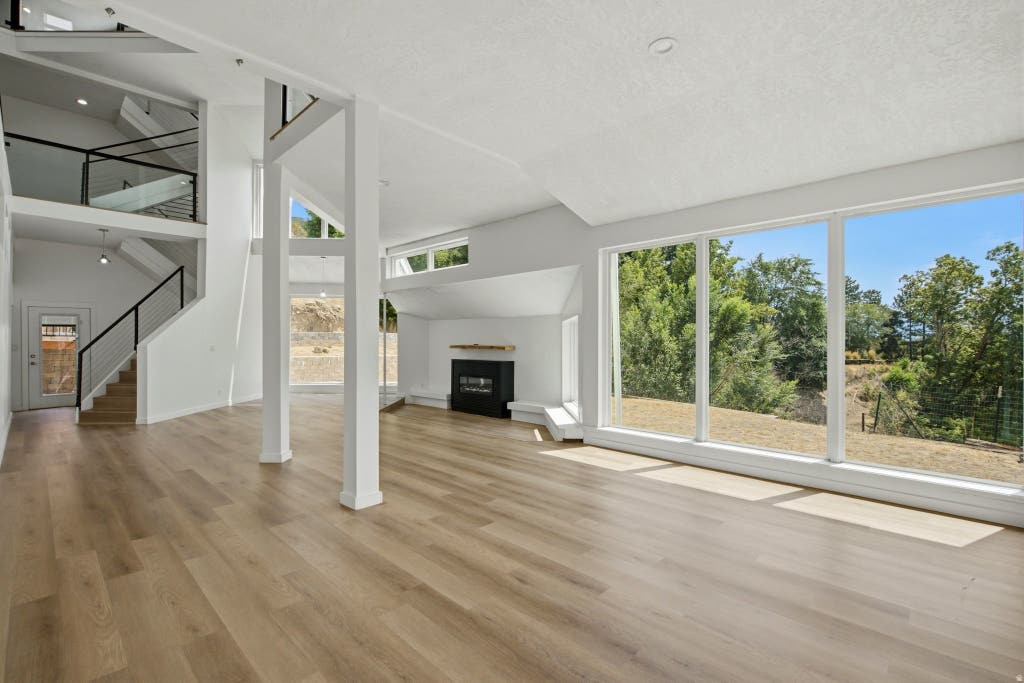 Photo of 3077 N BANNOCK DR, Provo, UT 84604 (MLS # 2180400)