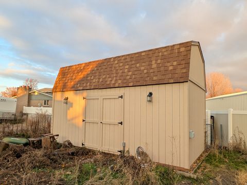 Tiny photo for 1413 S DAVID DR, Syracuse, UT 84075 (MLS # 2125664)