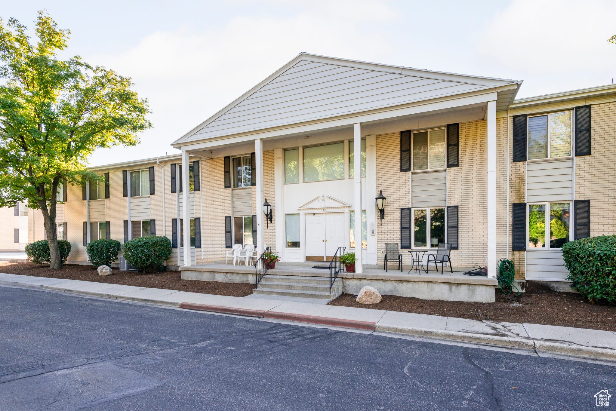 COLONIAL PINES CONDO - Residential