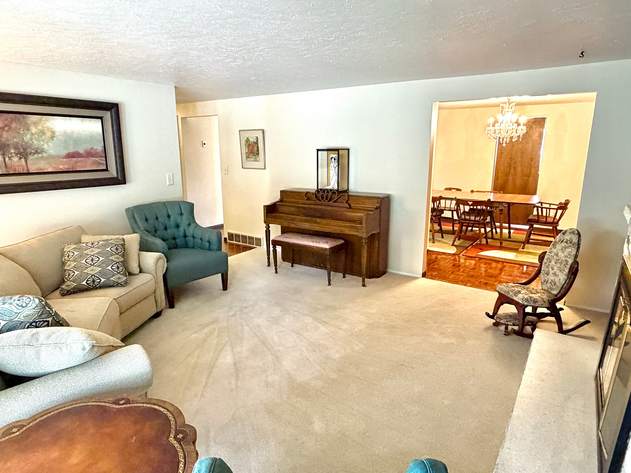CHERRY HILLS - Residential