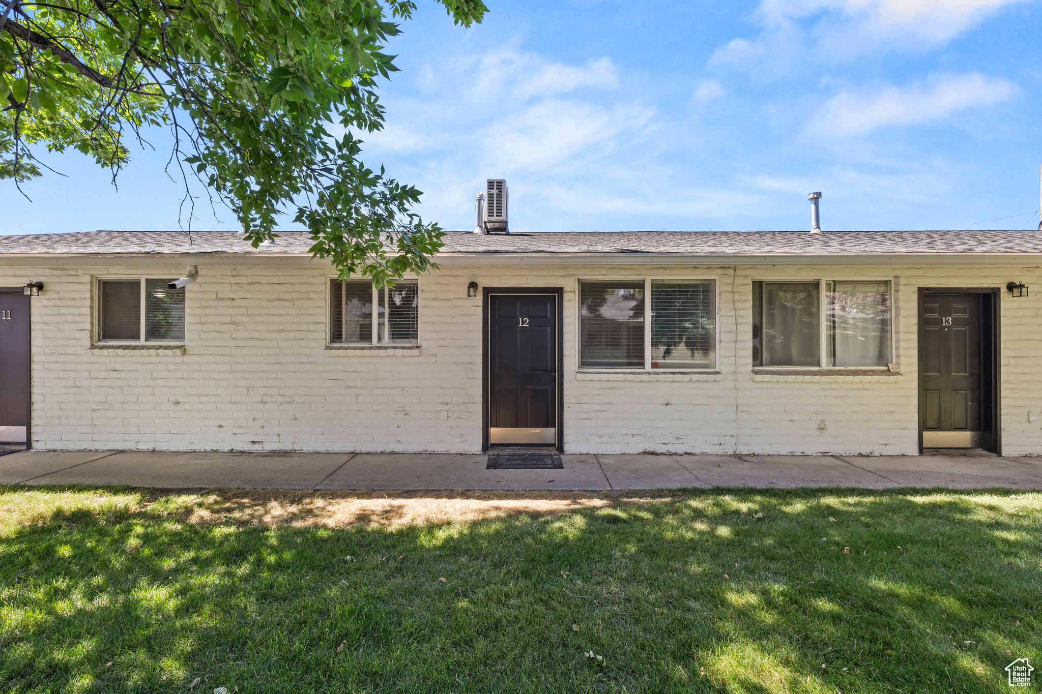 COUNTRY MEADOW CONDO - Residential