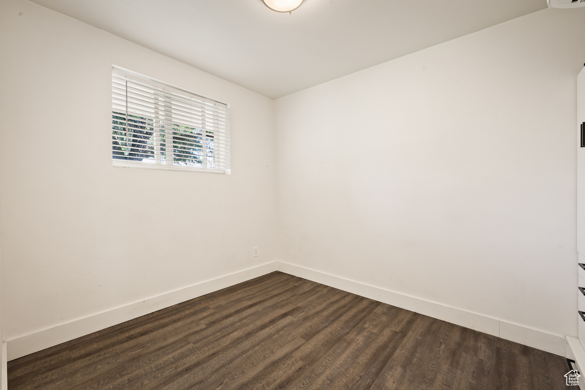 COUNTRY MEADOW CONDO - Residential