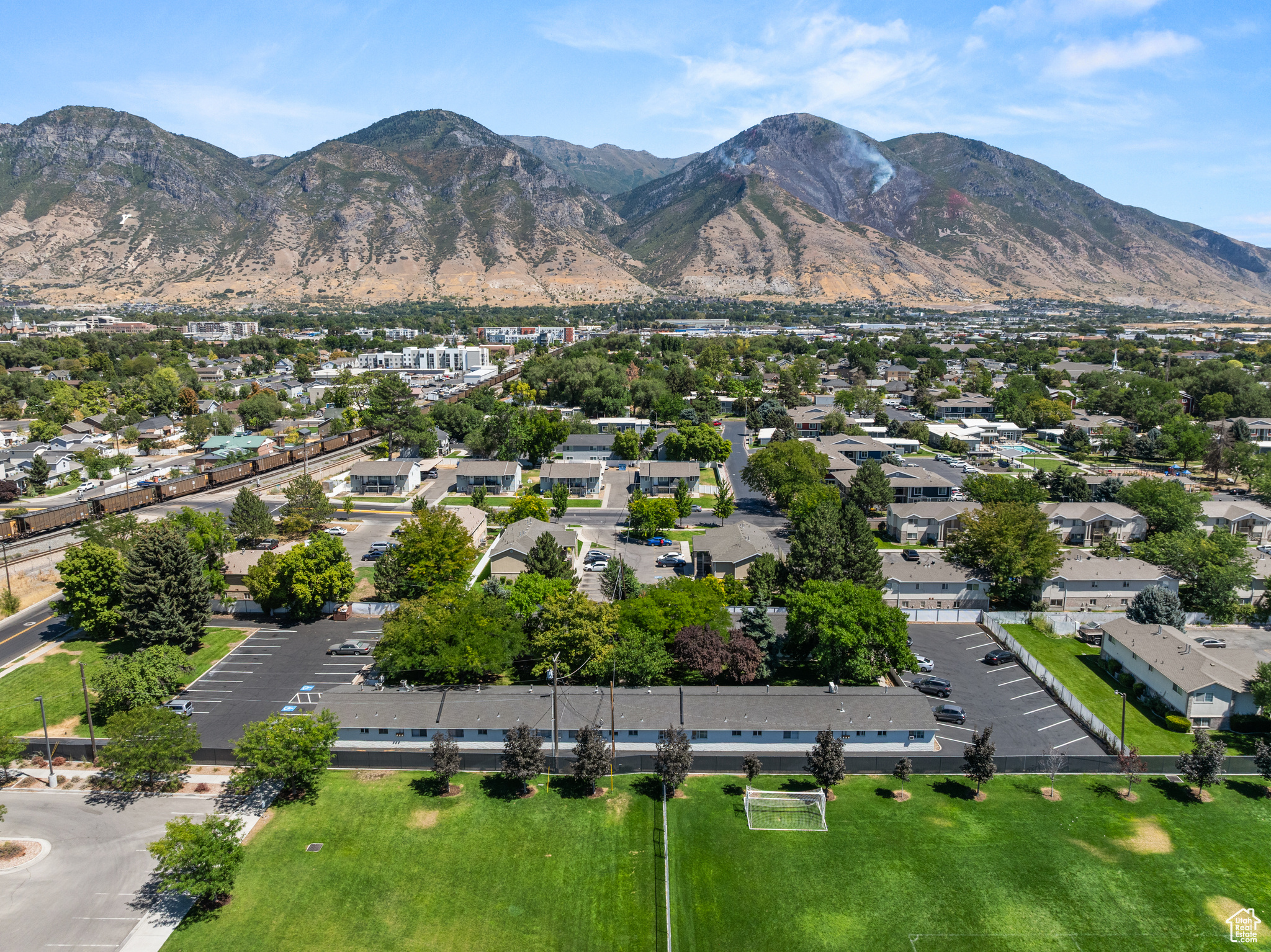 COUNTRY MEADOW CONDO - Residential