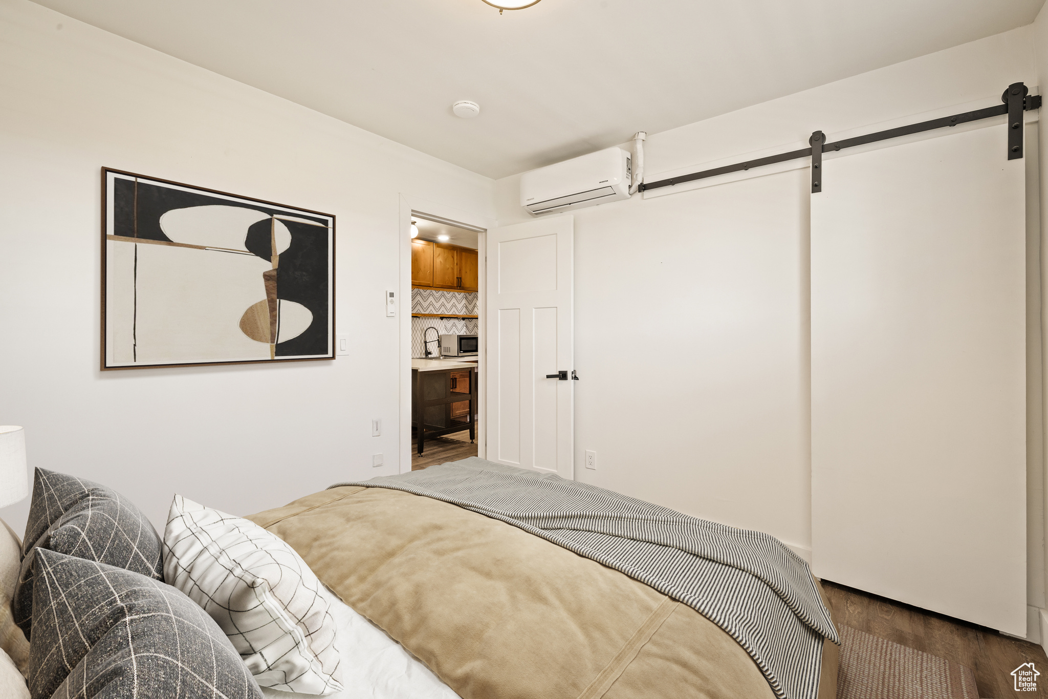 COUNTRY MEADOW CONDO - Residential