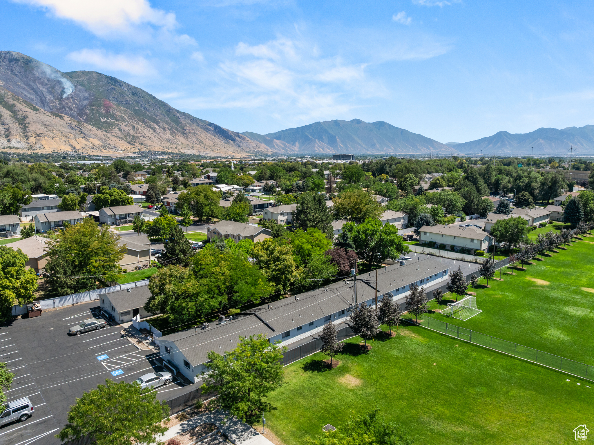 COUNTRY MEADOW CONDO - Residential
