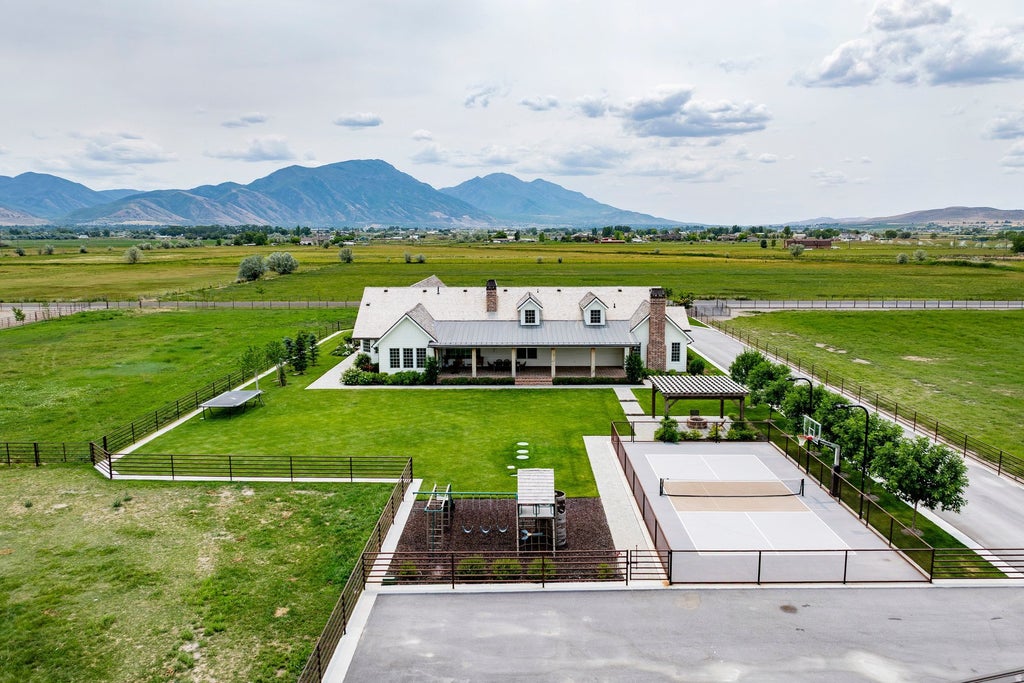Photo of 4636 W 8400 S, Payson, UT 84651 (MLS # 2171080)