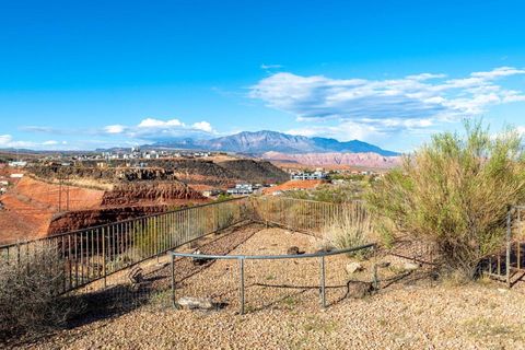 Tiny photo for 393 N CRESTLINE CIR, Saint George, UT 84790 (MLS # 2120936)