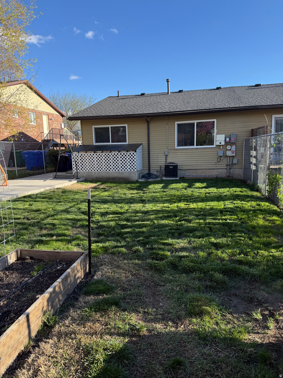 AEGEAN VILLAGE - Residential Income