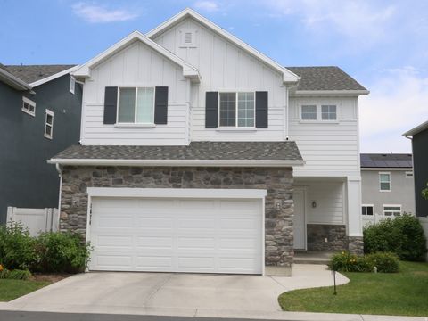 Tiny photo for 1874 W PARKVIEW DR, Syracuse, UT 84075 (MLS # 2134490)