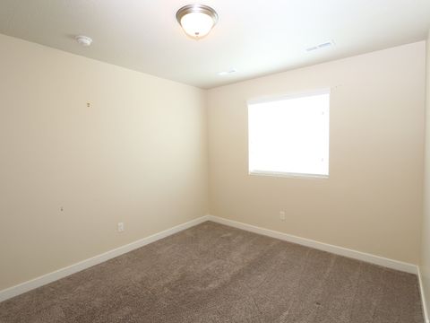 Tiny photo for 1874 W PARKVIEW DR, Syracuse, UT 84075 (MLS # 2134490)