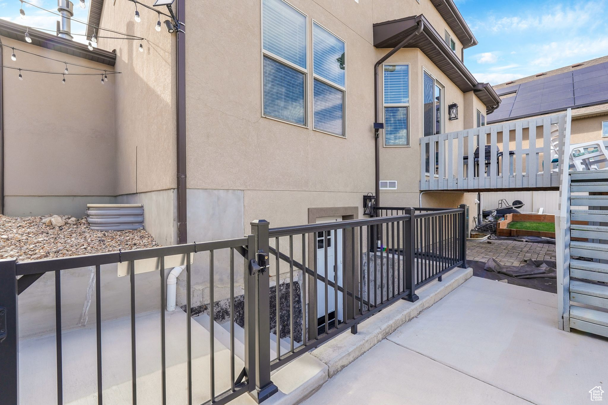 WESTERN - Residential
